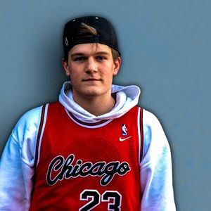 Meet your Posher, Charlie